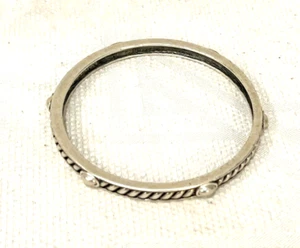Brazalete Brazalete Napier Plata y Negro Circunferencia 3 pulgadas con Peals Imitados - Imagen 1 de 6
