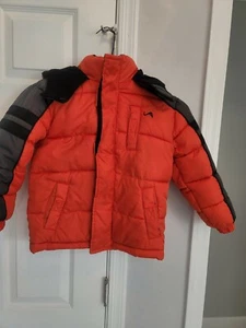 boys Winter jacket size 5/6 vertical 9 - Picture 1 of 3