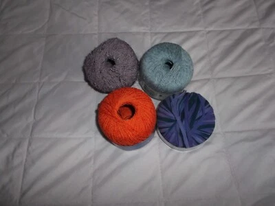 Wolle Paket 4 neue Kronen verschiedene Marken und Farben - Bild 1 von 4