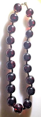 "Cherry Amber" Bakelite Necklace 19 Uniform Beads 66g - Image 1 of 4