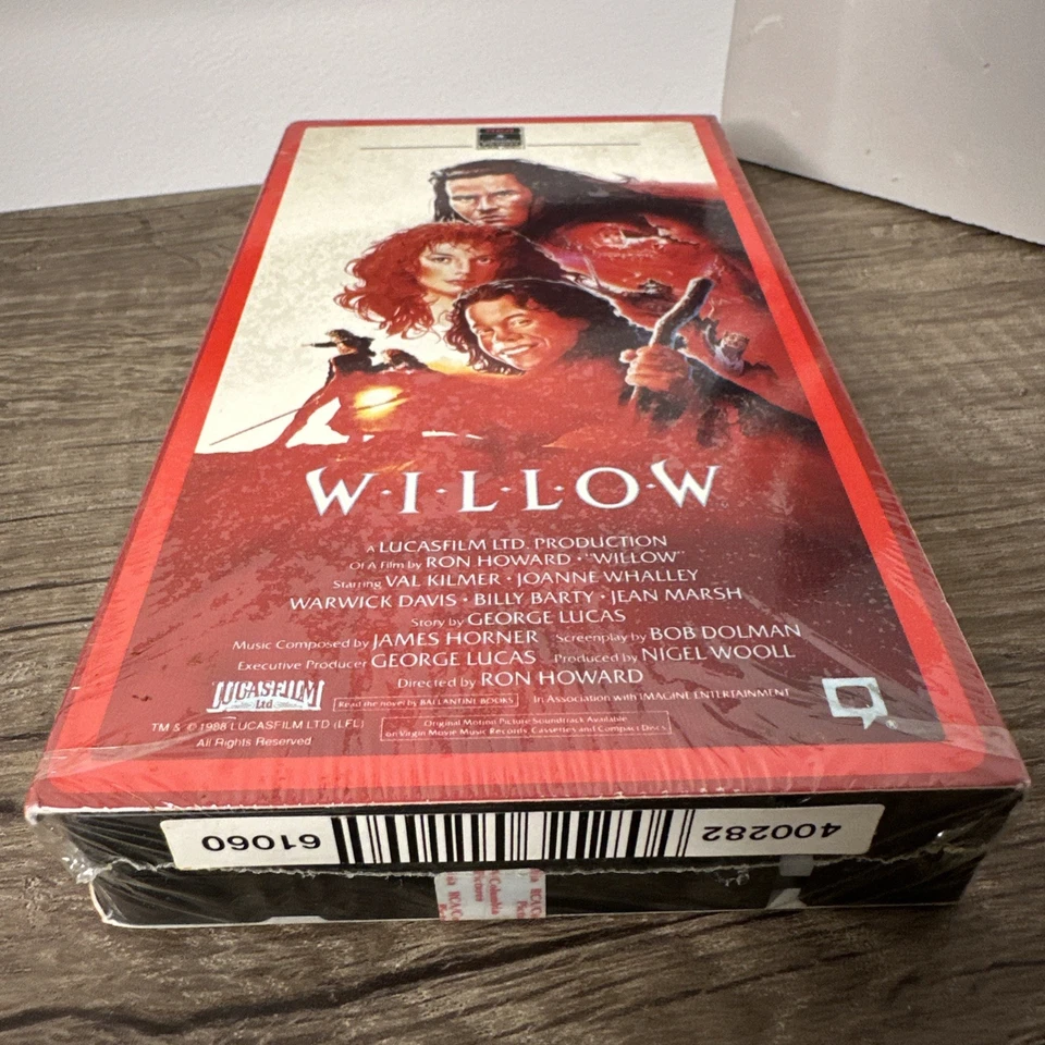 Willow VHS 1988 NEW Sealed RCA/Columbia First Print LucasFilm Val Kilmer Fantasy - Image 1 of 4