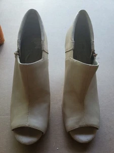 AEROSOLES Heelrest Heels Open Toe Tan Zipper Comfort Shoes 9M Casual - Picture 1 of 5