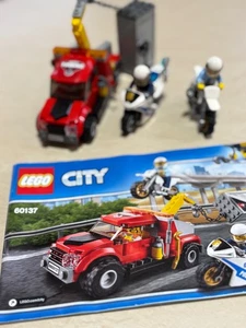 Lego City 60137 - Abschlepper auf Abwegen - Bild 1 von 5