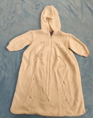 BOUTIQUES DE TRANSPORTE BANDERÍN DE PUNTO BLANCO PARA RECIÉN NACIDOS...HERMOSO Foto 1 de 4