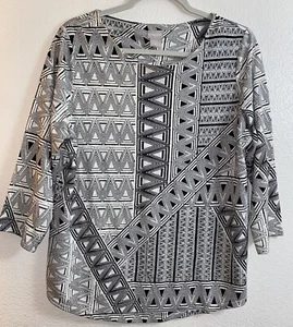 Chicos Geometric-Print Button-Back Top Womens 1 Medium White Black Linen Casual - Picture 1 of 9