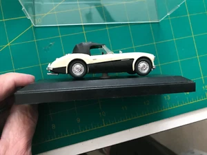Austin-Healey 3000 1959-67, 1:43 scale diecast by Vitesse - Picture 1 of 4