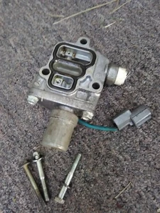 2004 Honda Civic EX Variable Camshaft Solenoid fits 1.7 2001-2002-2003-2004-2005 - Picture 1 of 2