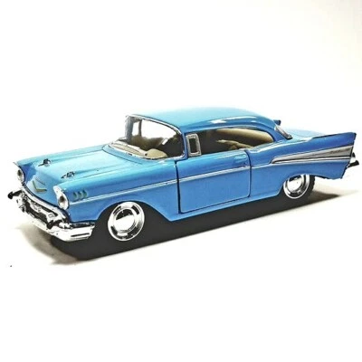 5313/3D) kinsmart 5". Chevrolet Bel Air 1957 (azul claro) escala 1/40.  Foto 1 de 4