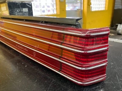 1984 1985 Chrysler New Yorker Right Passenger Side Tail Light 84 85 OEM  - Изображение 1 из 4