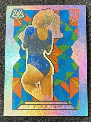 Vidrieras Olivia Livvy Dunne LSU Tigers personalizadas para novato RC - plateadas Foto 1 de 2