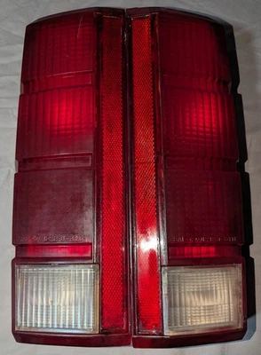 80-86 Ford F-Series BULLNOSE OE Tail Lights - Image 1 of 4