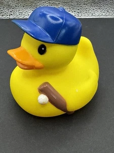 Infantino Fun Time Duck Rubber - Football Player Duck Red - Picture 1 of 5