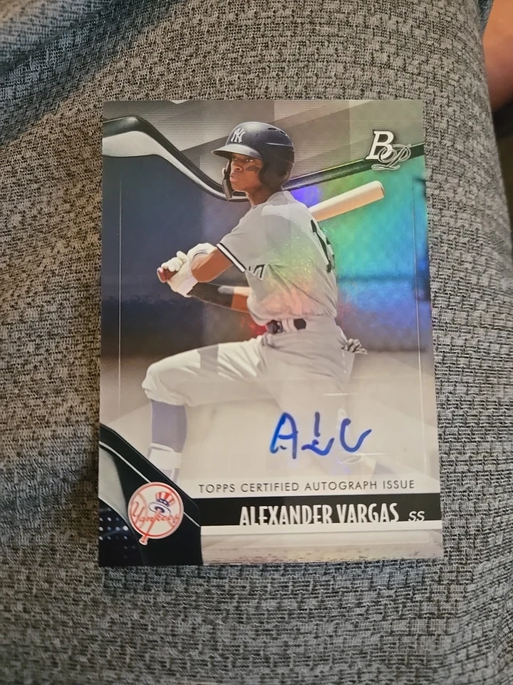 2021 TOPPS BOWMAN PLATINUM  ALEXANDER VARGAS AUTO YANKEES - Image 1 of 2