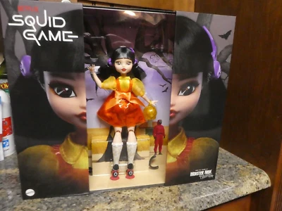 MONSTER HIGH SKULLECTOR SQUID GAME YOUNG-HEE DOLL IN SHIPPER NETFLICK - Image 1 of 4