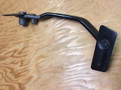 1967 67 FORD MUSTANG COUGAR PEDAL DE FREIO SEM POTÊNCIA (AUTOMÁTICO) FABRICANTE DE EQUIPAMENTO ORIGINAL - Imagem 1 de 2