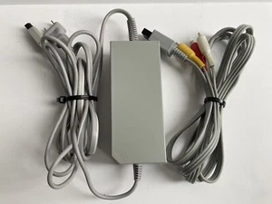 Genuine Nintendo Wii AC ADAPTER, AV Cable - OEM Original - RVL-002. - Picture 1 of 3