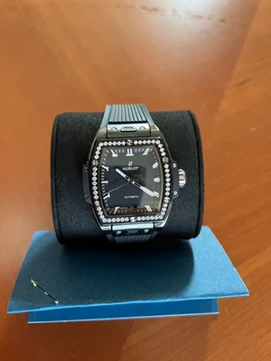 Hublot Spirit of Big Bang Ceramic Diamonds 39mm Unisex 2023 - Image 1 of 4