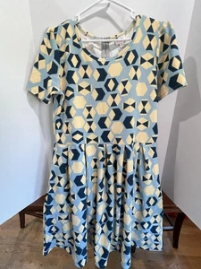 Lularoe Geometric Fit And Flare Dress Size 3XL Stretch Knee Length, Zip Back - Picture 1 of 8