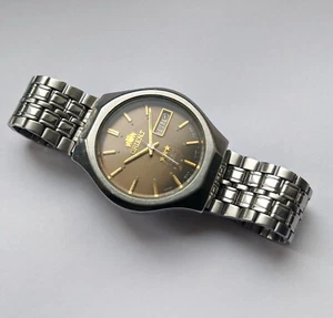 Vintage Japan Wrist Watch Automatic Orient 3 STAR Crystal 21 jewels Brown Dial - Picture 1 of 9