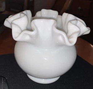 Vintage Fenton Milk Glass 4 Inch Vase With Ruffled Top Charming And Sweet - Picture 1 of 1