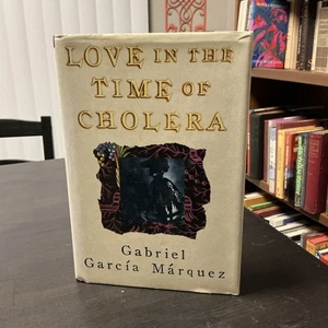 Love in the Time of Cholera Gabriel Garcia Marquez 1988 1st US Edition 1st Print - Picture 1 of 11