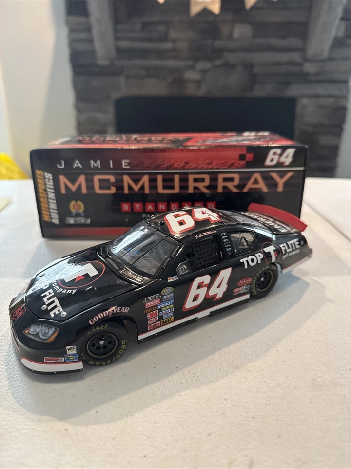 2006 Jamie McMurray #64 Top Flight Dodge Charger 1:24 NASCAR Action MIB - Image 1 of 1