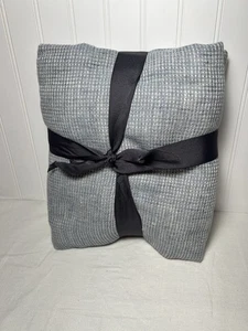 Cortina de ducha Pottery Barn europea lino gofre azul cambray - Imagen 1 de 2