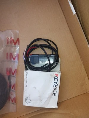 (NEW) KEYENCE CORPORATION LR-XN11P  50-100mA 60-30V Amplifer Unit - Image 1 of 4