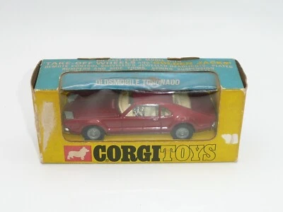Corgi 276 Oldsmobile Toronado "Golden Jacks" Como nuevo en caja "original vintage" Foto 1 de 4