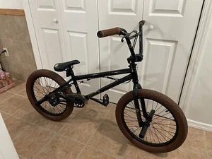 Mongoose Legion 20 Black 20-Inch Wheels Legion L20 Brown - Picture 1 of 1