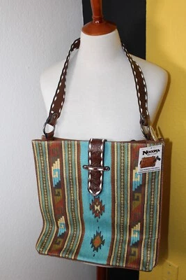 Cartera de mujer Nocona 13,5 x 12,75 x 5 pulgadas oculta bolsillos aztecas multicolor Foto 1 de 4