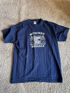 Retro Mens XL MUNCHEN BAVARIA COAT OF ARMS GERMANY Travel Souvenir T SHIRT - Picture 1 of 3