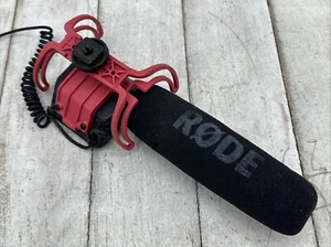Rode VideoMic Lightweight on Camera Mount Shotgun Microphone - Picture 1 of 6