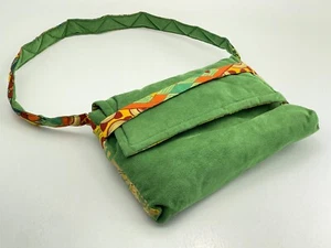 Vintage Handmade Vibrant Colors Felt Feel Green Shoulder Bag Purse Handbag Puffy - Picture 1 of 11