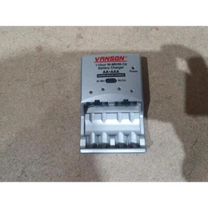 Vanson V-6000 Battery Charger Silver 12V 1.7A Ni-Cd/Ni-MH for AA & AAA Batteries - Picture 1 of 6