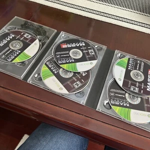 Mass Effect Trilogy (Microsoft Xbox 360, 2012) 5 Discs TESTED - Picture 1 of 10