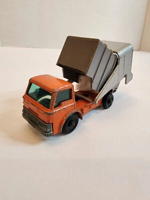 Vintage Matchbox Lesney 1-75 Series No. 7 - Ford Refuse Garbage Truck  - Image 1 of 4