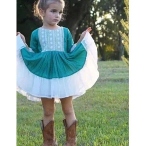 Well Dressed Wolf Lace Jade Dress, Size 5YR (K1) - Picture 1 of 7