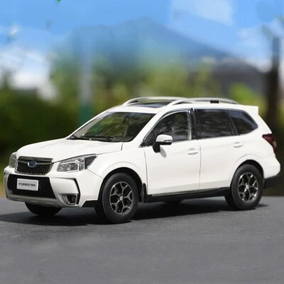 PAUDI 1/18 Scale Subaru Forester 2015 White Diecast Car Model Toy Gift NIB - Bild 1 von 4
