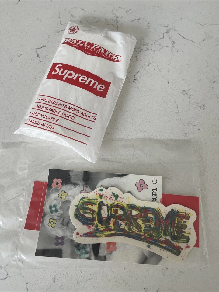 PONCHO SUPREME BALLPARK. NUEVO INCLUYE PEGATINAS.  Foto 1 de 1