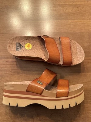 Sandalias de plataforma gruesas con tiras Reef para mujer talla 8M cojín Vista Hi Foto 1 de 4