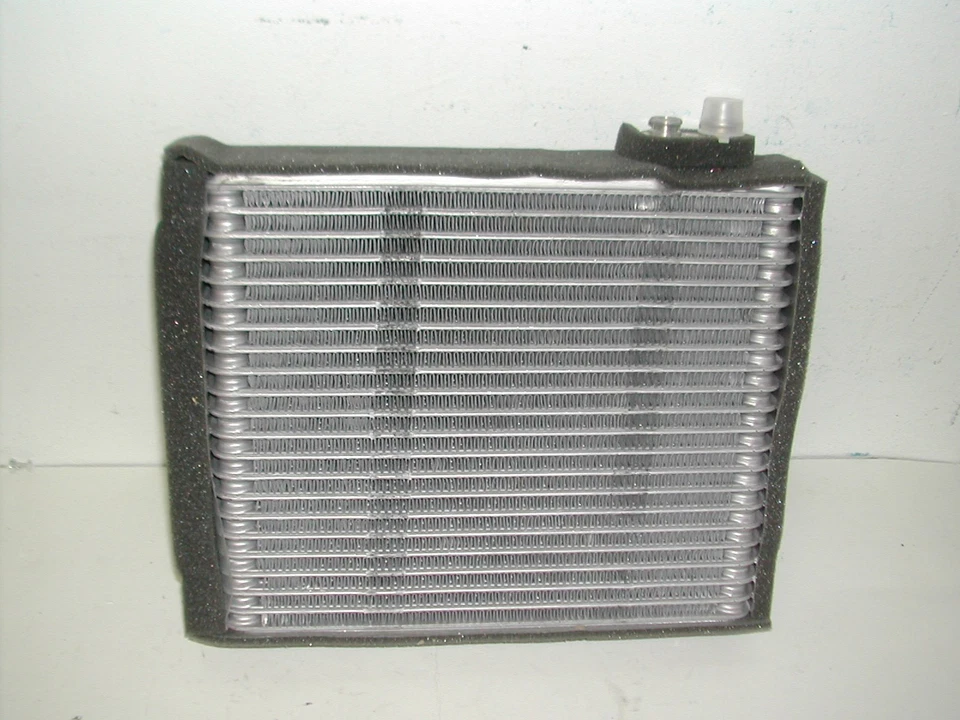 NEW AC  Evaporator MITSUBISHI ECLIPSE 2005 2004 2003 2002 2001 2000 - Image 1 of 1