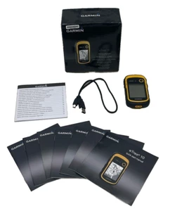 NOB Garmin eTrex 10 2.2 inch Handheld GPS Receiver Bundle Free Shipping - Picture 1 of 8
