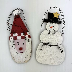 Vintage Holz Weihnachtsmann Schneemann Weihnachtsschmuck strukturiert Draht Aufhänger Wanddeko - Bild 1 von 13