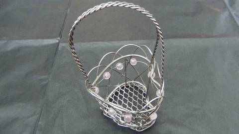 Small Silver Tone Metal Heart Shaped Basket with Beads  5" X 3" FREE SHIPPING! Cover