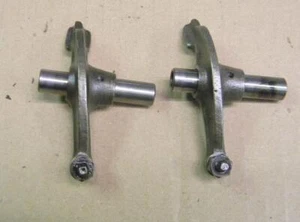 PAIR HONDA ATC125 GOOD USED ROCKER ARMS WITH SHAFTS ATC90 ATC110 TRX125? - Bild 1 von 1