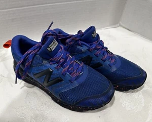 New Balance Nitrel V3 Boys Sz 1 KTNTRPNY Blue Youth Trail Running shoes L👀k🔥 - Picture 1 of 11