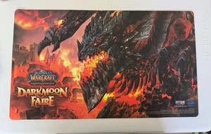 World of Warcraft TCG Playmat Darkmoon Faire 2011 Deathwing the Destroyer - Picture 1 of 1