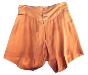 Vintage 1930s/40s Pale Peach Pink Silk button Tap Pants Underwear Panties sz M - Picture 1 of 4