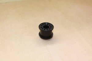 Ford Fiesta V 2002-2008 Gummi für Kupplungszug Dichtung für Kupplungszug NEU - Bild 1 von 2